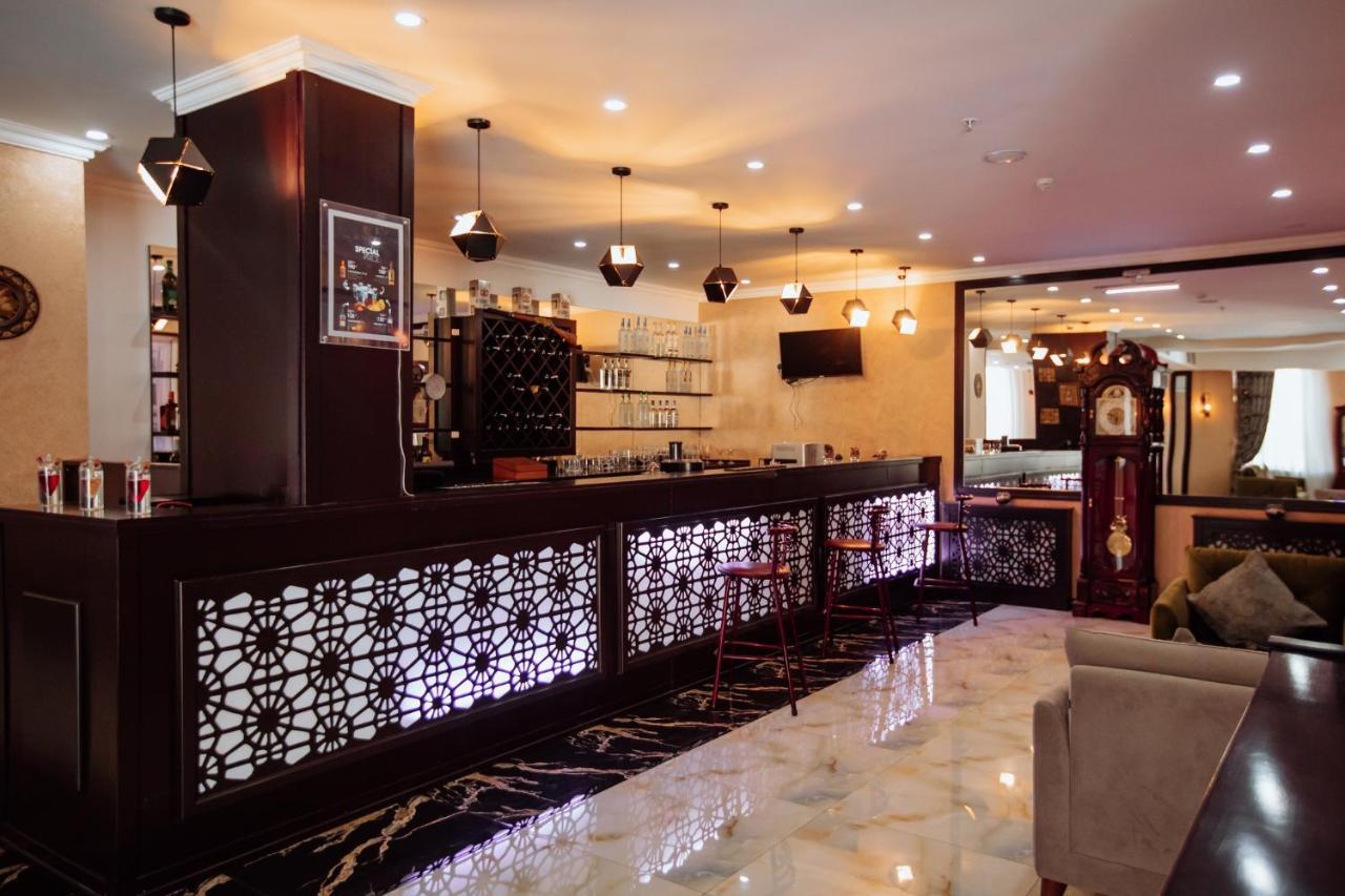 Corniche Hotel Baku Luaran gambar