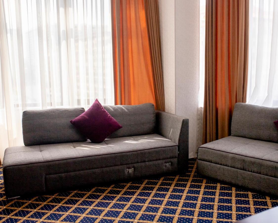 Corniche Hotel Baku Luaran gambar