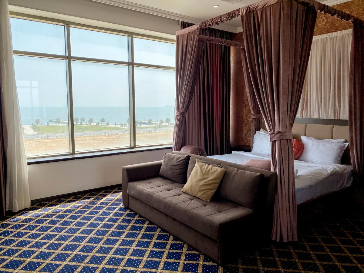 Corniche Hotel Baku Luaran gambar